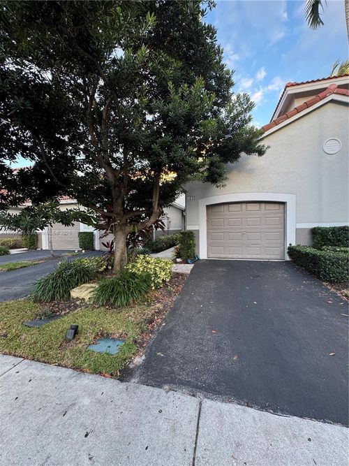 3742-3742 San Simeon Cir, Weston, FL, 33331-5050 | Card Image