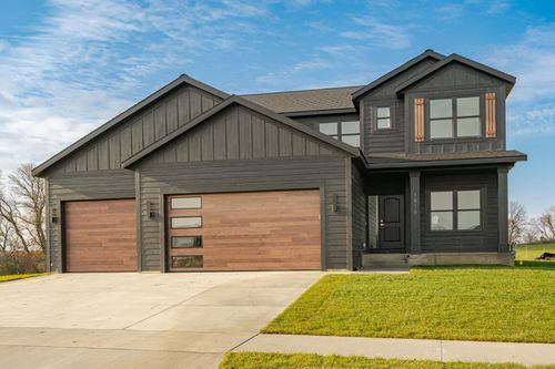 1816 Robinson Ln Ne, Byron, MN, 55920-2402 | Card Image