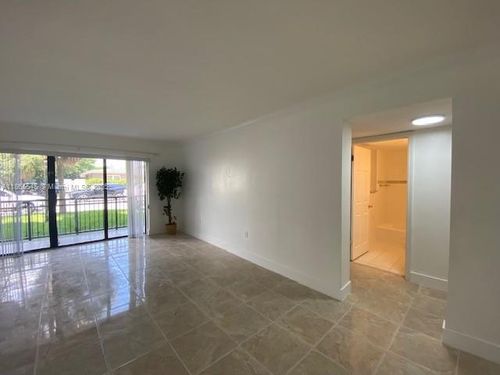 apt-107a-650 Ne 149th St, Miami, FL, 33161-2279 | Card Image