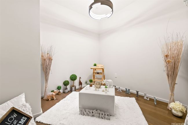 Den can be used as relaxation room | Image 16