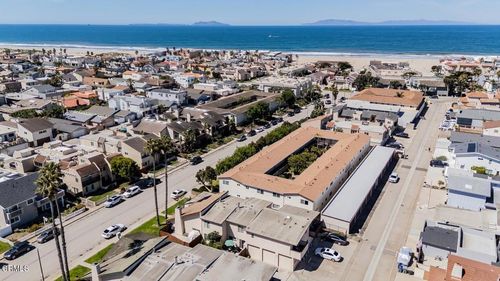 b-4949 Nautilus St, Oxnard, CA, 93035 | Card Image