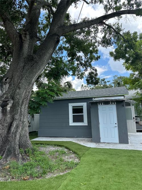 2450 14th Ave N, St Petersburg, FL, 33713-5836 | Card Image