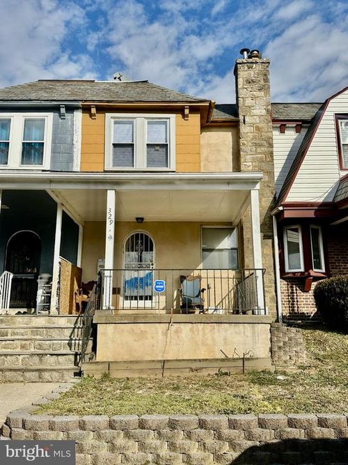 329 Sanford Rd, UPPER DARBY, PA, 19082-4716 | Card Image