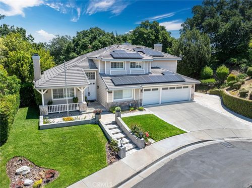 24576 Lola Ln, Newhall, CA, 91321-5017 | Card Image
