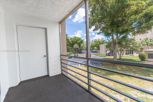 APT-206 - 9481 Evergreen Pl, Condo with 1 bedrooms, 1 bathrooms and null parking in Davie FL | Image 12