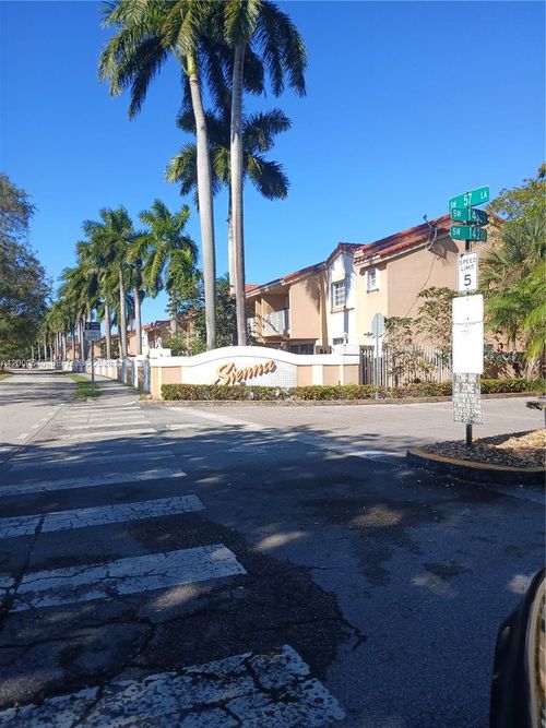 5-14-14345 Sw 57th Ln, Miami, FL, 33183-1060 | Card Image