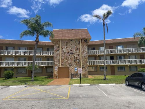 apt-316-500 Village Green Cir W, Palm Springs, FL, 33461-1452 | Card Image