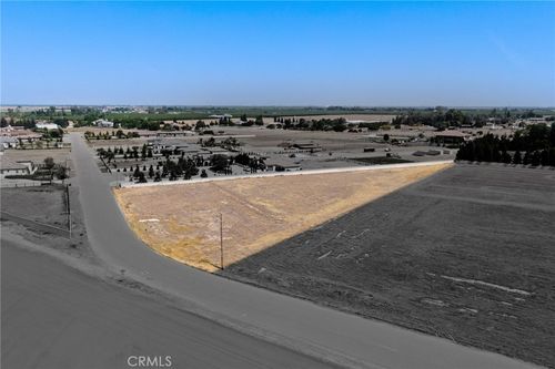 0 Tiata Ave, Bakersfield, CA, 93314 | Card Image