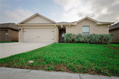 7722 Lariat Toss Dr, Corpus Christi, TX, 78414-1428 | Card Image
