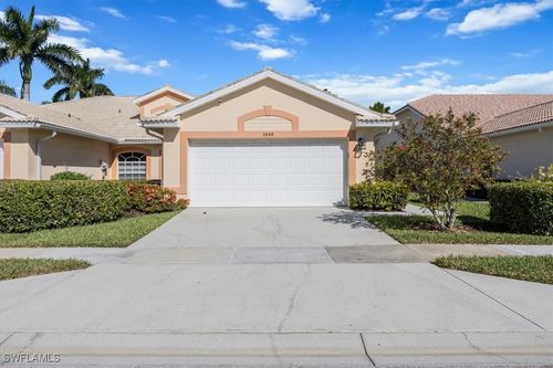 6646 Castlelawn Pl, NAPLES, FL, 34113-1612 | Card Image