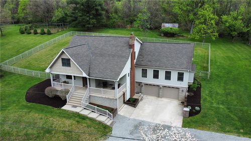 657 Lakeview Dr, Washington, PA, 15301-3013 | Card Image