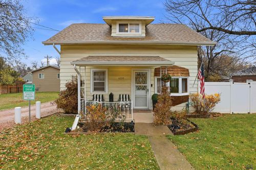 4239 Canyon Lake Dr, Rapid City, SD, 57702-3297 | Card Image