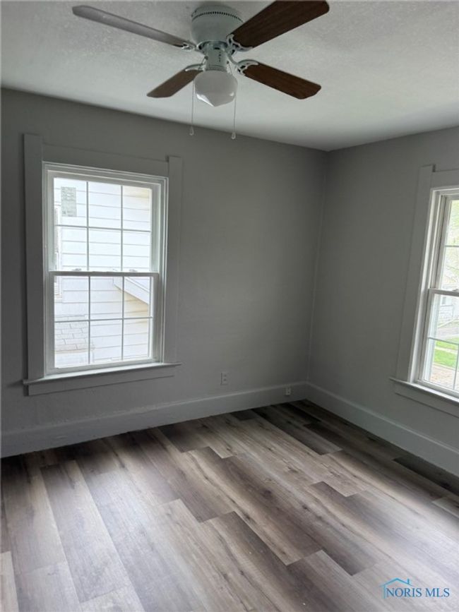 New flooring & paint, new windows | Image 8