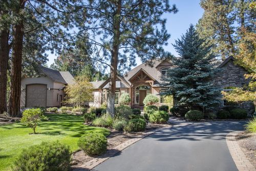 60287 Evening Star Ln, Bend, OR, 97702-8124 | Card Image