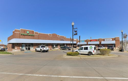 21 Public Sq, Stockton, MO, 65785-7617 | Card Image