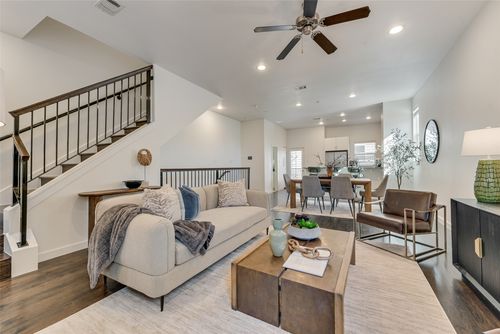 28-3200 Ross Ave, Dallas, TX, 75204-5654 | Card Image
