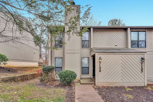 7129 Woods Crossing Dr, Roanoke, VA, 24018 | Card Image