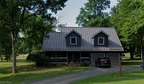 42953 Woodvale Ln, Columbiana, OH, 44408-9641 | Card Image