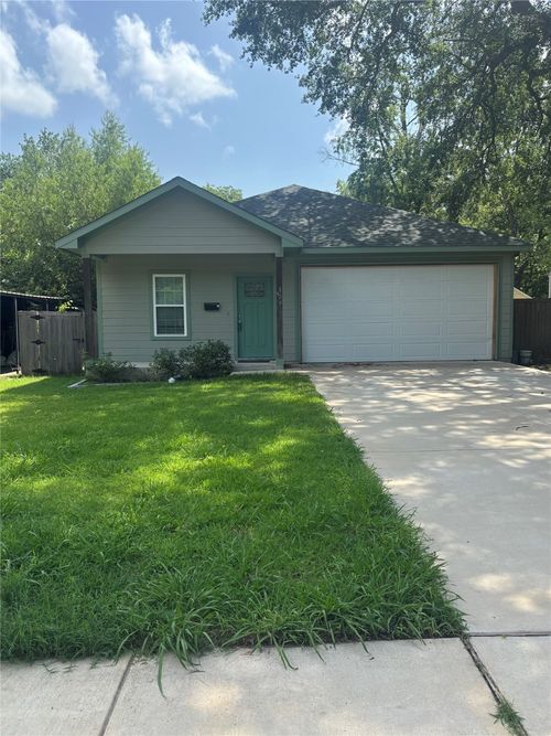 109 W Damon St, Terrell, TX, 75160-1608 | Card Image