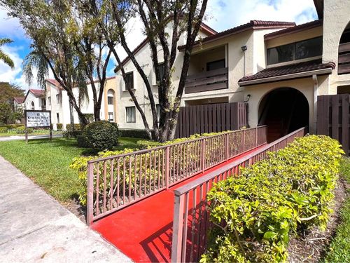 apt-101-8911 Sw 123rd Ct, Miami, FL, 33186-4104 | Card Image