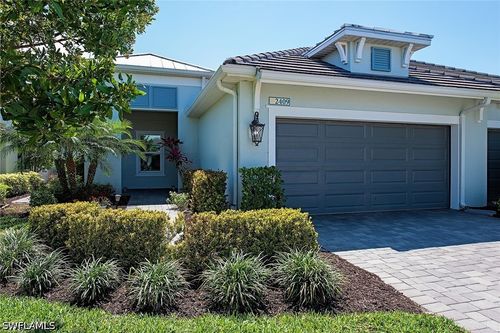 2409 Ariane Dr, NAPLES, FL, 34112-3852 | Card Image