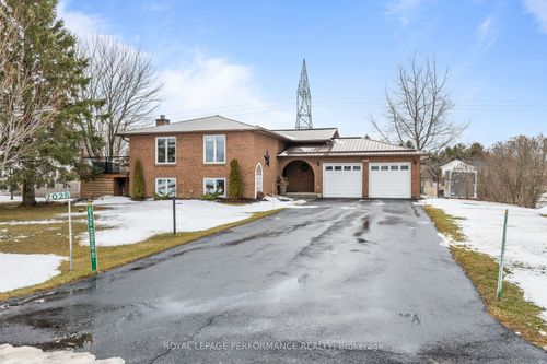 7028 Shadow Ridge Dr, Greely, ON, K4P1B7 | Card Image