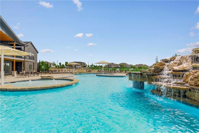 2307 W 176 Th Ter, House other with 4 bedrooms, 4 bathrooms and null parking in Overland Park KS | Image 59