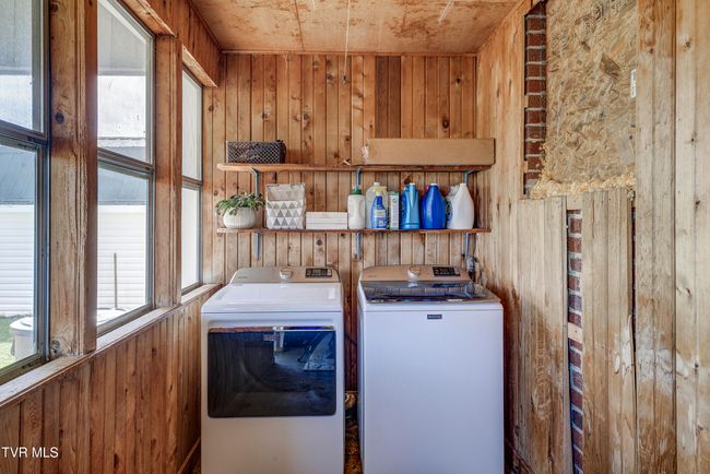 3570 Stanley Valley Rd, House other with 3 bedrooms, 2 bathrooms and null parking in Surgoinsville TN | Image 41