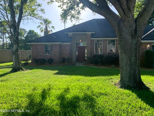 524 Lighthouse Ct, Neptune Beach, FL, 32266-6602 | Card Image