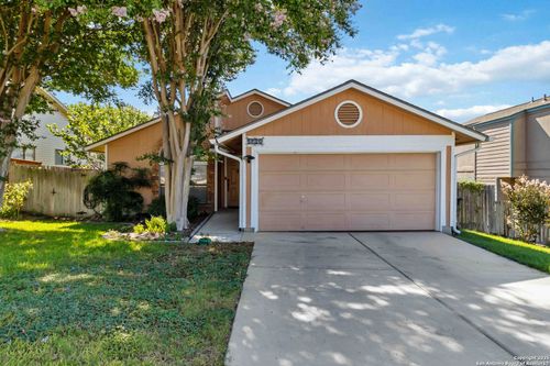 7730 Ridge Mist Dr, San Antonio, TX, 78239-4071 | Card Image
