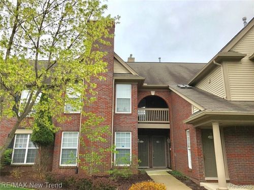 28439 Carlton Way Dr, Novi, MI, 48377-2636 | Card Image