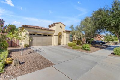 19290 E Apricot Lane, House other with 3 bedrooms, 4 bathrooms and null parking in Queen Creek AZ | Image 3