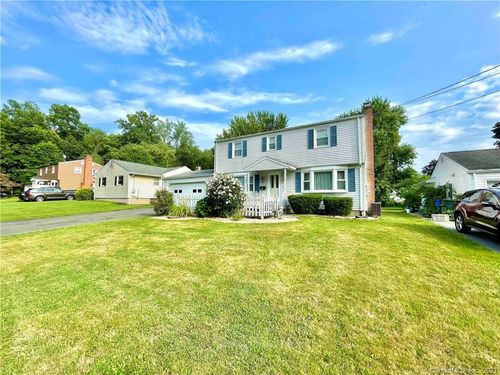 81 Rosewood Dr, Newington, CT, 06111-2129 | Card Image