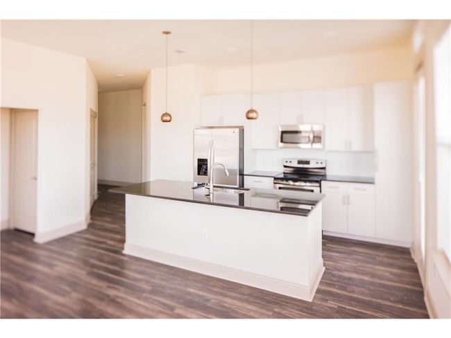 APT-212 - 2901 W 5 Th St, Condo with 2 bedrooms, 2 bathrooms and null parking in Fort Worth TX | Image 5