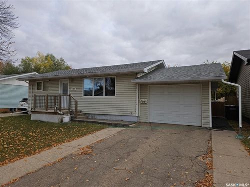 820 14th St, Humboldt, SK, S0K2A0 | Card Image