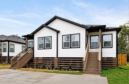 b-5101 Rue Street, Houston, TX, 77033 | Card Image