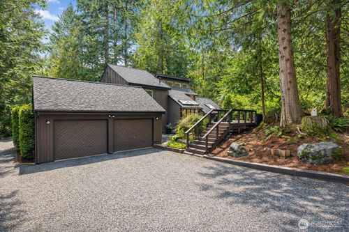 15457 256th Avenue Se, Issaquah, WA, 98027 | Card Image