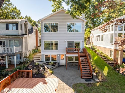 259 Oak Dr Nw, North Canton, OH, 44720-5327 | Card Image