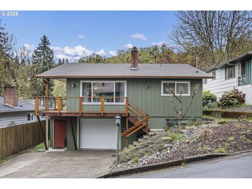 963 Se Glenn St, Roseburg, OR, 97470-4342 | Card Image