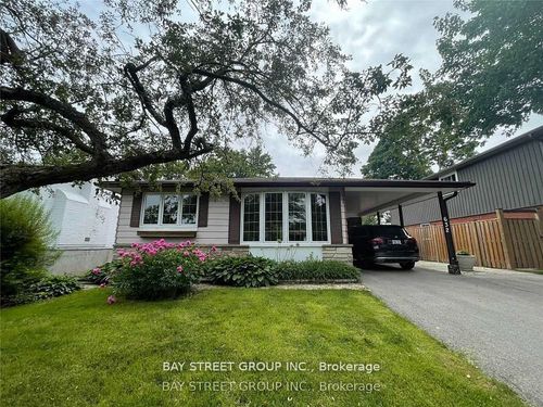 632 Ardleigh Cres, Burlington, ON, L7L4K8 | Card Image