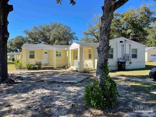c-107 Holmes Dr, Pensacola, FL, 32507 | Card Image
