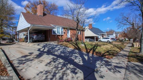 5804 Runford Dr, New Carrollton, MD, 20784-2954 | Card Image