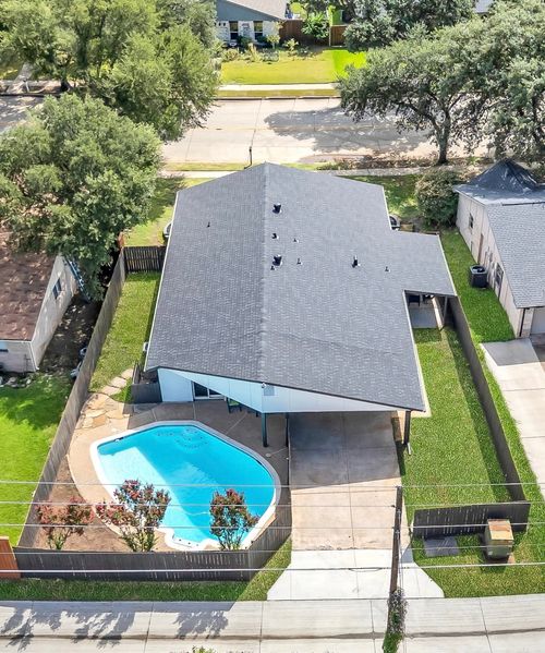 3121 Furneaux Ln, Carrollton, TX, 75007-3514 | Card Image