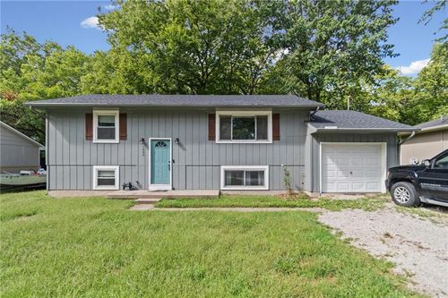 1406 Ridgeway Dr, Richmond, MO, 64085-1159 | Card Image