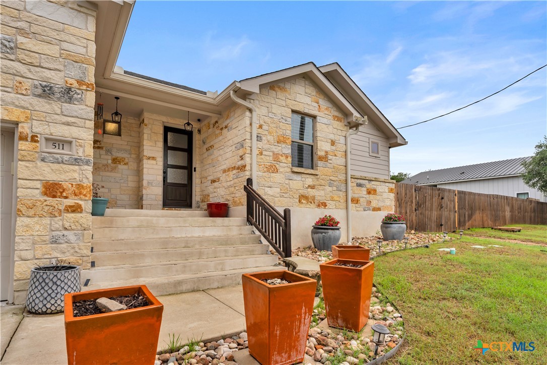 Residential in Horseshoe Bay 4