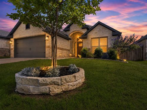 125 Maverick Ln, Pilot Point, TX, 76258-1537 | Card Image