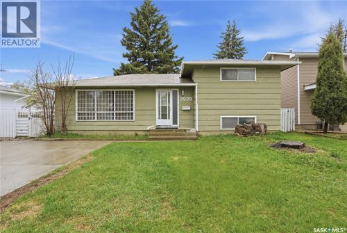 2009 Easthill, Saskatoon, SK, S7J3C6 | Card Image