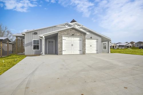 b-176 Bainbridge Dr, Clarksville, TN, 37043-1694 | Card Image