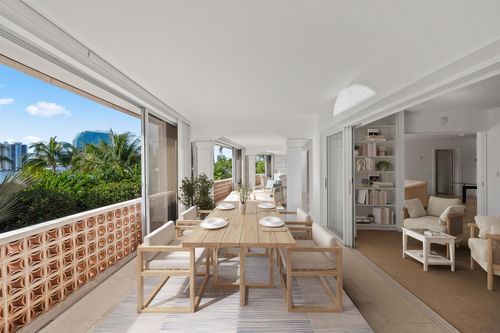 2e-369 S Lake Dr, Palm Beach, FL, 33480-4571 | Card Image