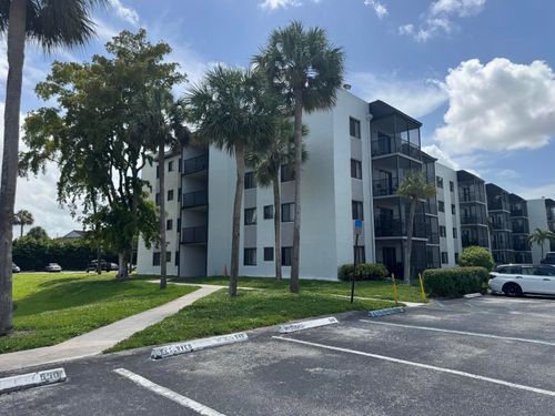 122-3710 N Pine Island Rd, Sunrise, FL, 33351-6562 | Card Image